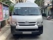 Toyota Hiace 2016 - Bán Toyota Hiace màu bạc 2016 số sàn máy xăng nhập Nhật