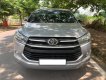 Toyota Innova 2017 - Nhà mình cần bán Toyota Innova 2017, số sàn, màu xám