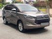 Toyota Innova 2017 - Gia đình tôi cần bán Toyota Innova 2017, số sàn, màu xám