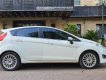 Ford Fiesta 2017 - Nhà mình bán Ford Fiesta 2017, tự động, bản 1.5, màu trắng 