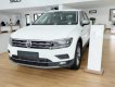 Volkswagen Tiguan 2019 - 4Volkswagen Tiguan xe Đức nhập khẩu nguyên chiếc - Mẫu SUV, bán chạy nhất thế giới, giảm ngay 120trieu, sẵn xe giao ngay