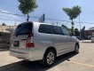 Toyota Innova 2.0E 2016 - Cần bán lại xe Toyota Innova 2.0E đời 2016, màu bạc, đi 113.000km giá tốt