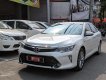 Toyota Camry 2.5Q 2019 - Bán Toyota Camry 2.5Q sản xuất 2019, màu trắng biển SG