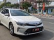 Toyota Camry 2.5Q 2019 - Bán Toyota Camry 2.5Q sản xuất 2019, màu trắng biển SG