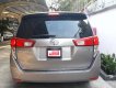 Toyota Innova 2.0E 2018 - Cần bán lại xe Toyota Innova 2.0E 2018 màu đồng ánh kim