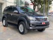 Toyota Fortuner 2014 - Bán ô tô Toyota Fortuner 2.7V -1 cầu đời 2014, màu xám, biển SG - chuẩn 113.000km - giá tốt giao ngay