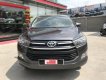 Toyota Innova 2.0E 2018 - Cần bán gấp Toyota Innova 2.0E đời 2018, màu xám, Biển 63A - chuẩn 113.000km - GIá Fix đẹp