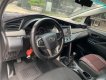 Toyota Innova 2.0E 2018 - Cần bán lại xe Toyota Innova 2.0E đời 2018, màu bạc