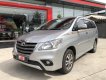 Toyota Innova 2.0 2016 - Cần bán lại xe Toyota Innova 2.0 đời 2016, màu bạc, giá tốt