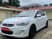 Hyundai Accent    2015 - Cần bán gấp Hyundai Accent sản xuất 2015, màu trắng, nhập khẩu 