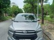 Toyota Innova 2.0E 2017 - Cần bán Toyota Innova 2.0E năm 2017, màu bạc như mới, giá 505tr