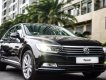 Volkswagen Passat 2021 - Bán Volkswagen Passat BlueMotion High đời 2021, màu đen, xe nhập