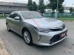 Toyota Camry   2.0E  2017 - Bán ô tô Toyota Camry 2.0E năm 2017, màu bạc