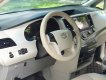 Toyota Sienna 2010 - Bán Toyota Sienna sản xuất năm 2010, màu bạc, xe nhập còn mới