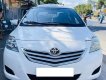 Toyota Vios   1.5E  2013 - Bán xe Toyota Vios 1.5E sản xuất 2013, màu trắng còn mới, giá tốt