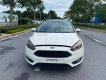 Ford Focus 2017 - Cần bán gấp Ford Focus 2017, màu trắng