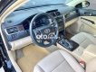 Toyota Camry  2.0E 2017 - Cần bán lại xe Toyota Camry 2.0E sản xuất 2017, màu đen