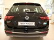 Volkswagen Tiguan Luxury S 2021 - Volkswagen Tiguan Luxury S màu đen - nội thất cam đen - Xe có sẵn giao ngay