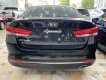 Kia Optima   2.0   2017 - Cần bán lại xe Kia Optima 2.0 năm sản xuất 2017, màu đen  