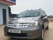 Nissan Grand livina 2011 - Cần bán gấp Nissan Grand livina 2011, màu xám