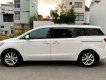 Kia Sedona 2019 - Cần bán xe Kia Sedona năm 2019, màu trắng xe gia đình, 950tr