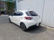 Mazda 2 2015 - Cần bán lại xe Mazda 2 năm 2015, màu trắng 