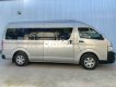 Toyota Hiace  MT   2016 - Bán Toyota Hiace MT sản xuất năm 2016, màu bạc, nhập khẩu nguyên chiếc