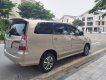 Toyota Innova 2015 - Cần bán Toyota Innova đời 2015, màu vàng, giá tốt