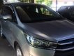 Toyota Innova   2.0E   2016 - Bán Toyota Innova 2.0E năm sản xuất 2016, màu bạc xe gia đình