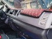 Toyota Hiace 2005 - Bán ô tô Toyota Hiace sản xuất 2005, màu bạc