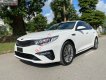 Kia Optima   2.0AT 2019 - Bán Kia Optima 2.0AT sản xuất 2019, màu trắng xe gia đình giá cạnh tranh