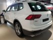 Volkswagen Tiguan 2021 - SUV 7 chỗ Tiguan nhập Mỹ nguyên chiếc, có sẵn đủ màu - giao ngay - Giảm ngay 100tr tiền mặt - Giao xe tận nơi