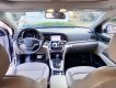 Hyundai Elantra   2.0 AT  2017 - Xe Hyundai Elantra 2.0 AT năm 2017, màu trắng, 520tr