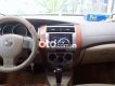 Nissan Grand livina 2010 - Bán ô tô Nissan Grand livina sản xuất 2010, màu bạc, giá 280tr