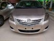 Toyota Vios 2013 - Cần bán Toyota Vios sản xuất 2013 xe gia đình, giá tốt