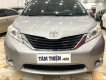 Toyota Sienna 2010 - Cần bán xe Toyota Sienna sản xuất năm 2010, màu bạc, nhập khẩu nguyên chiếc, giá 890tr