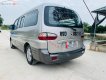 Hyundai Starex 2005 - Bán Hyundai Starex đời 2005, màu bạc