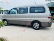 Hyundai Starex 2005 - Bán Hyundai Starex đời 2005, màu bạc