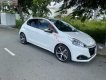 Peugeot 208 2017 - Cần bán Peugeot 208 năm sản xuất 2017, màu trắng, nhập khẩu nguyên chiếc chính chủ, giá tốt