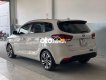 Kia Rondo   2.0MT  2020 - Bán ô tô Kia Rondo 2.0MT sản xuất năm 2020, màu trắng, giá 525tr