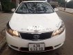 Kia Forte MT 2010 - Bán ô tô Kia Forte MT năm 2010, màu trắng chính chủ