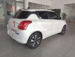 Suzuki Swift 2018 - Cần bán gấp Suzuki Swift sản xuất năm 2018, màu trắng, xe nhập