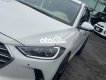 Hyundai Elantra AT 2018 - Bán Hyundai Elantra AT năm 2018, màu trắng chính chủ