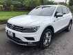 Volkswagen Tiguan   Allspace  2017 - Cần bán lại xe Volkswagen Tiguan Allspace sản xuất 2017, màu trắng, xe nhập