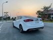 Kia Cerato 1.6AT 2017 - Bán ô tô Kia Cerato 1.6AT sản xuất 2017, màu trắng số tự động, giá tốt