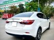 Mazda 2 2017 - Bán xe Mazda 2 Sedan 1.5L Deluxe năm 2017, màu trắng