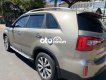 Kia Sorento AT 2014 - Bán Kia Sorento AT sản xuất 2014, màu ghi vàng giá tốt