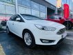 Ford Focus Titanium 2016 - Cần bán xe Ford Focus Titanium sản xuất năm 2016, màu trắng