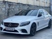 Mercedes-Benz C300 2021 - Cần bán lại xe Mercedes C300 AMG sản xuất năm 2021, màu trắng