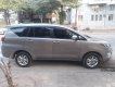 Toyota Innova 2017 - Bán Toyota Innova năm 2017 màu bạc giá chỉ 450 triệu